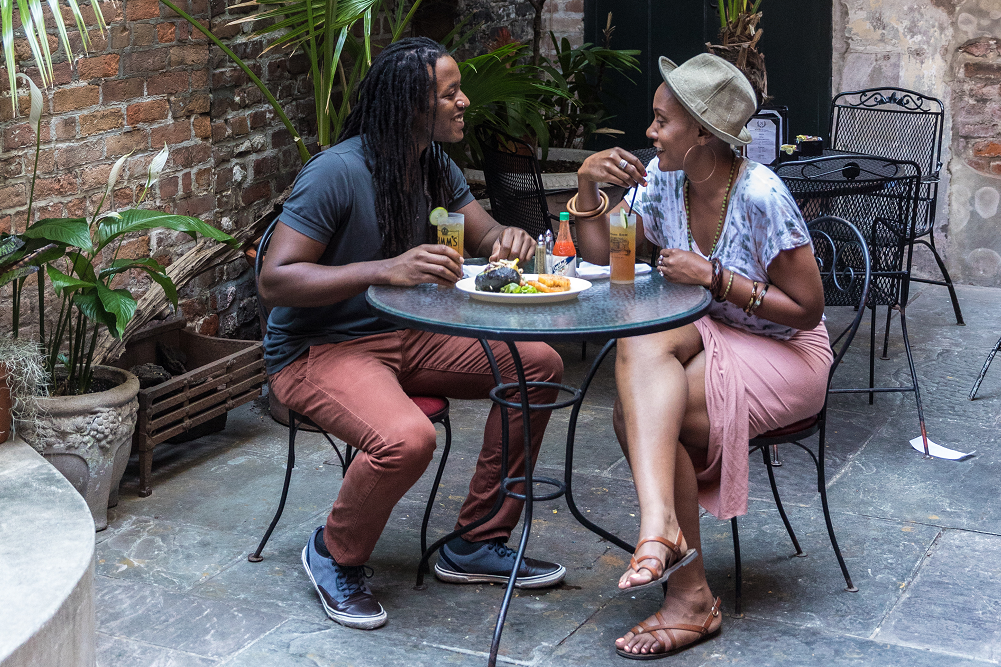 diners in courtyard in New Orleans
